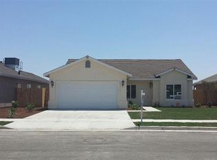 1445 W Sonora Ave, Tulare, CA 93274