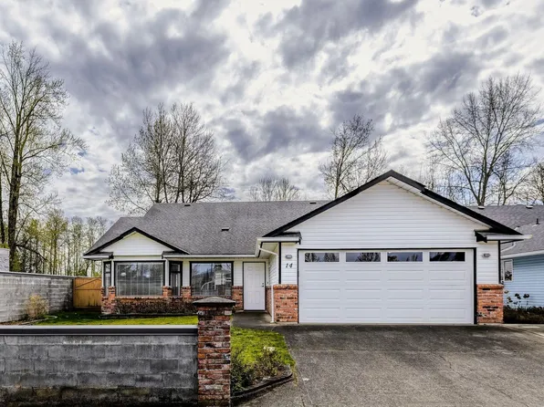 111 McKinstry Rd #14, Duncan, BC V9L 5E4