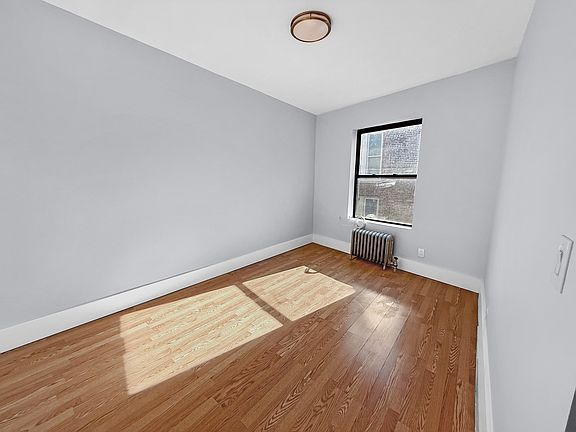 3rd image of 500 Fort Washington Ave #D51