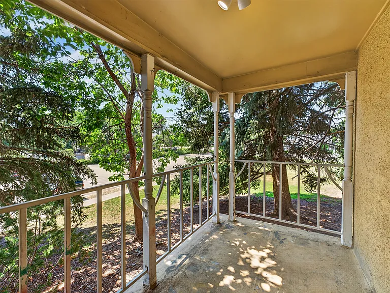 19636 Victorian Dr #B4 — Photo 23