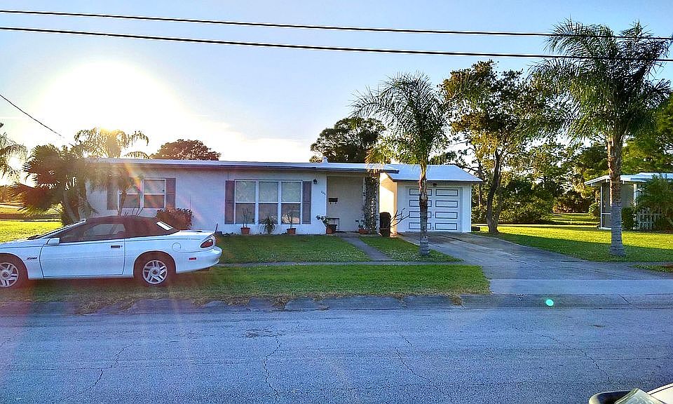 2nd image of 3216 SE Monte Vista St