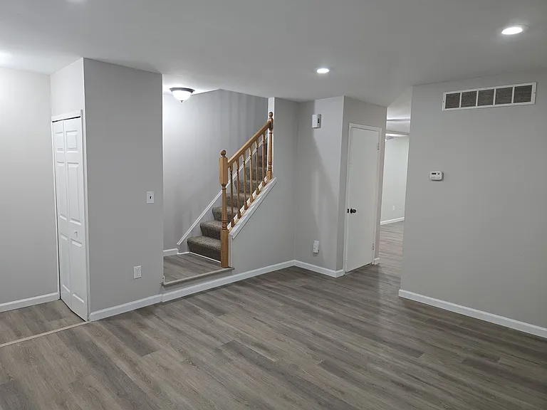 38177 Jamestown Dr — Photo 8