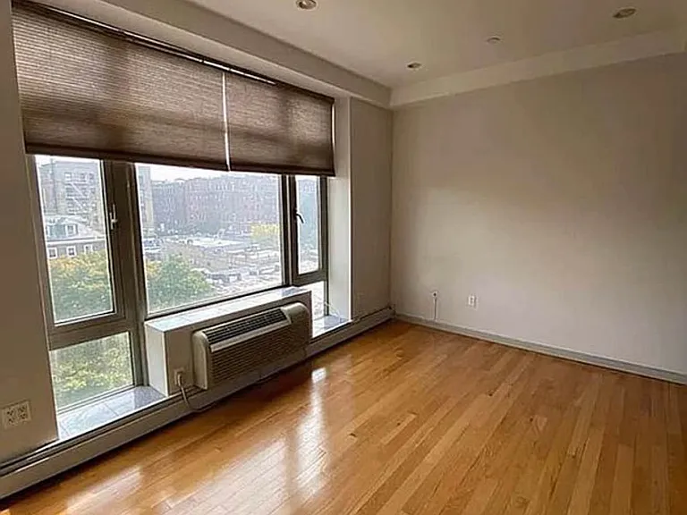 3120 Corlear Ave #515 — Photo 10
