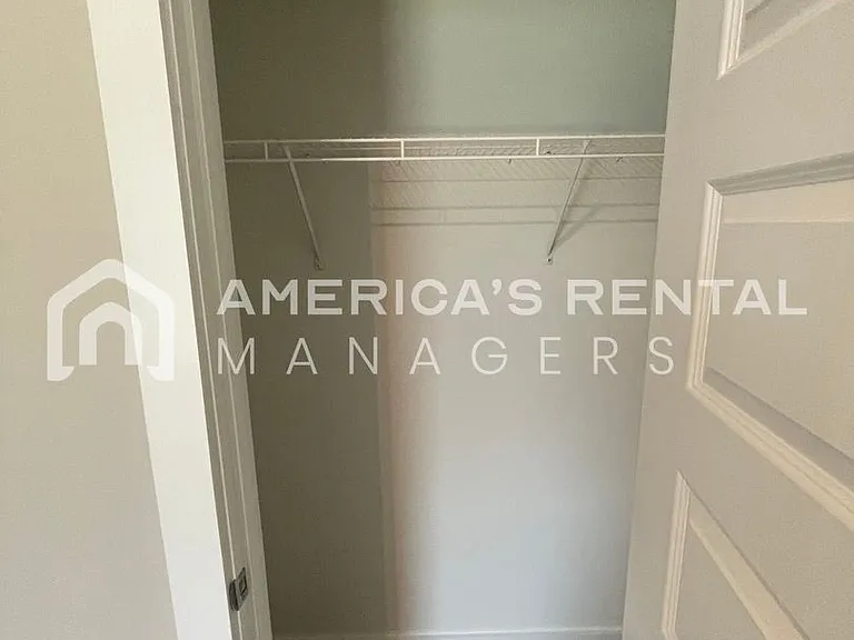 459 Troubadour Ln — Photo 27