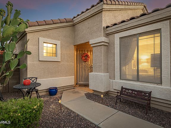 3rd image of 8841 W SALTER Drive