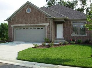 18082 Cloverleaf Dr, South Bend, IN