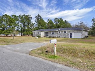 208 Pine Bay Dr, Saint Stephen, SC 29479