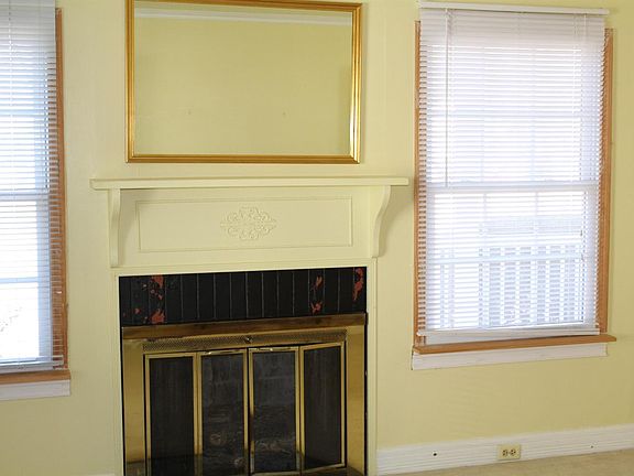 5th image of 624 Montclair Dr