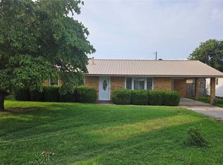 210 Patty Lynn Dr, Kennett, MO 63857