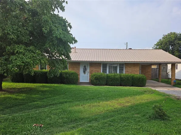 210 Patty Lynn Dr, Kennett, MO 63857