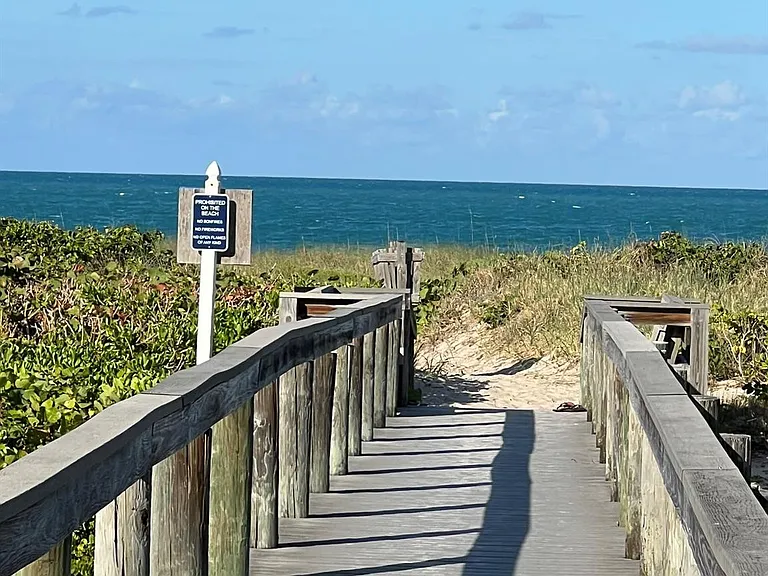 1200 Poitras Dr — Photo 30