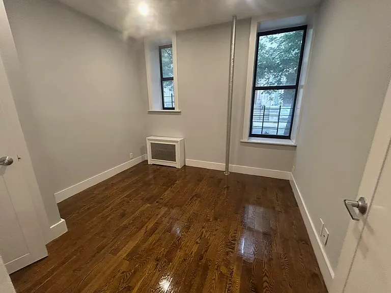124 E 117th St #2C — Photo 4