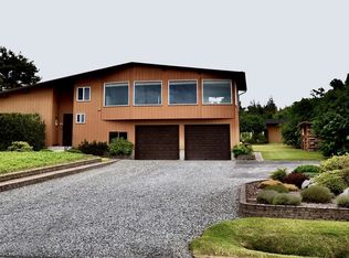 330 E Anderson Rd, Sequim, WA 98382