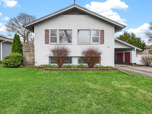 305 S 13th St, St Charles, IL 60174