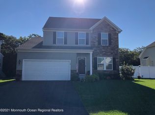 60 Mutineer Ave, Barnegat, NJ 08005