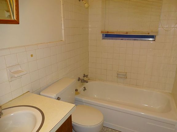5th image of 5708 Sonora Dr APT A