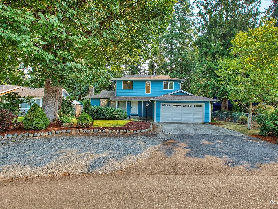 Wow, almost .25 acre lot in the Tahoma School District!>