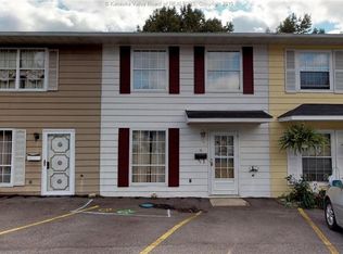 6 Warren Pl, Charleston, WV 25302