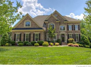 7515 Meadowgate Ln, Waxhaw, NC 28173