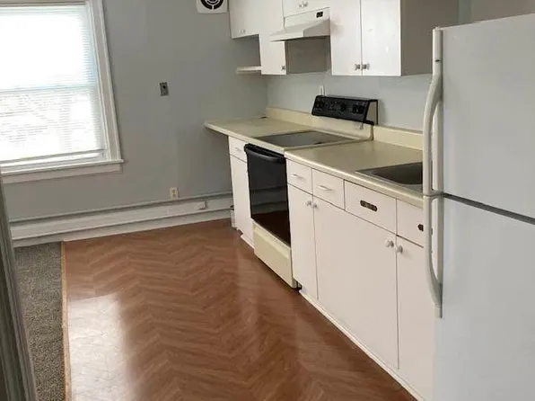 2455 Military St APT 4, Pt Huron, MI 48060