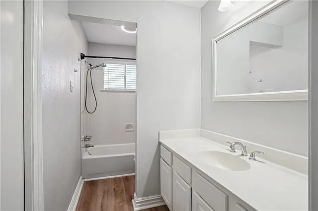 2 Schill Ave — Photo 14