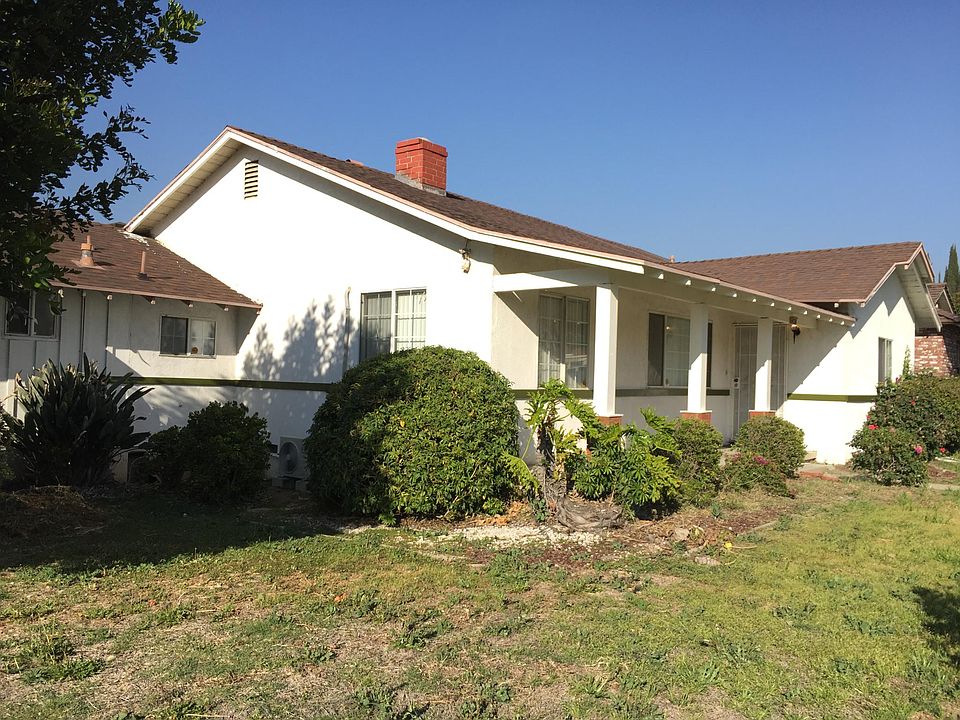 1st image of 2247 1/2 E Cameron Ave