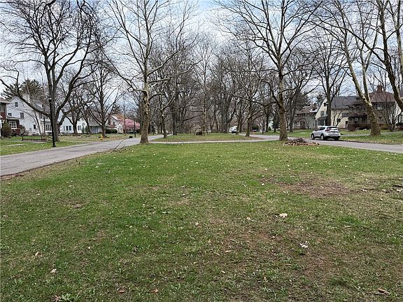 5th image of 740 Seneca Pkwy