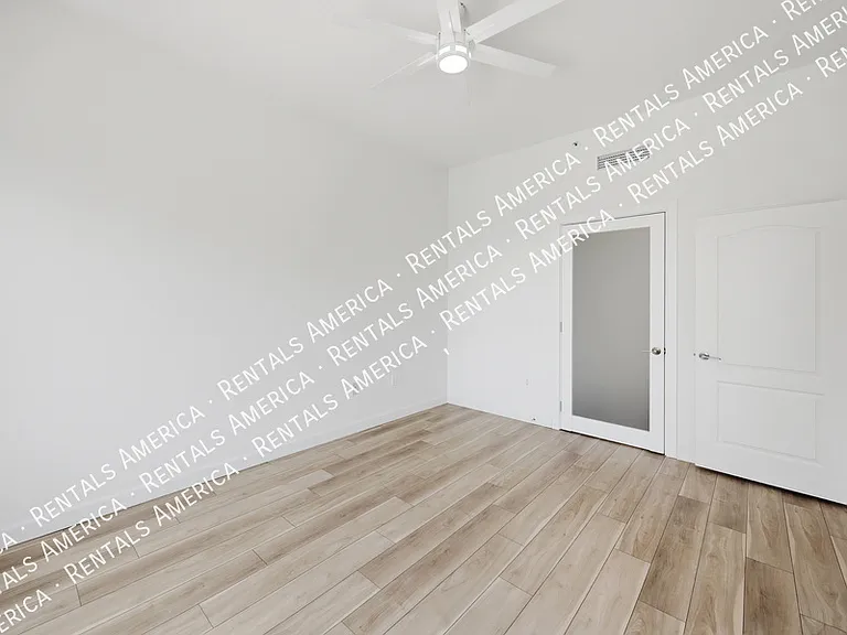 2302 N Central Ave #409 — Photo 24