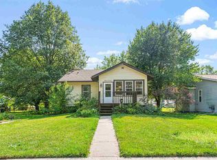 1514 Crescent St, Iowa City, IA 52240