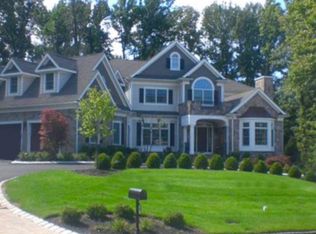 14 Green Hill Rd, Springfield, NJ 07081