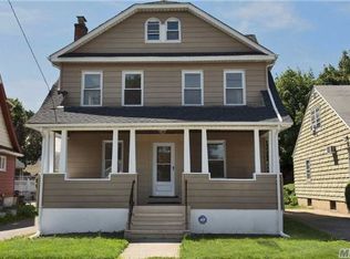 17 Clemente Pl, Hempstead, NY 11550