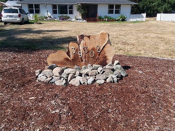 2nd image of 39302 33rd Avenue Ct S