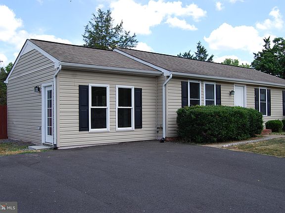 3rd image of 11002 Huntington Woods Cir