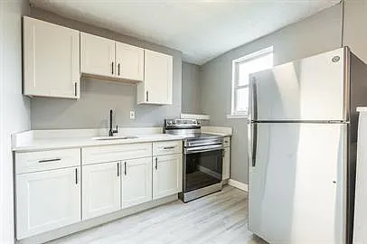 608 Taylor Ave #202