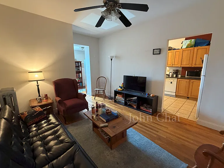 37 Egremont Rd #1 — Photo 3