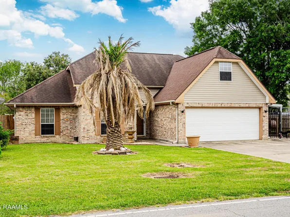 216 Sundown Dr, Broussard, LA 70518