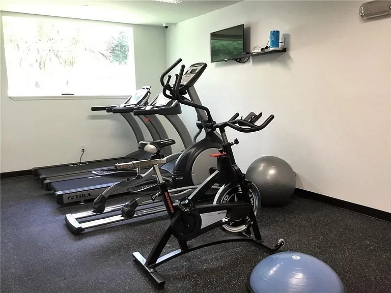 1558 NE 34th Ct #3C — Photo 7