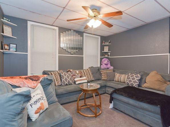 boston-massachusetts-59121008 picture