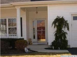 42 Kensington Rd, Manchester, NJ 08759