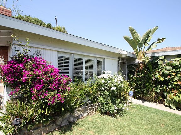 2nd image of 1043 San Patricio Dr