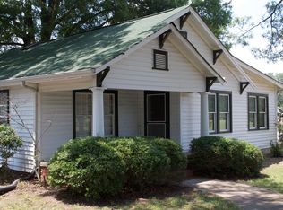 5212 Farrington Rd, Chapel Hill, NC 27517