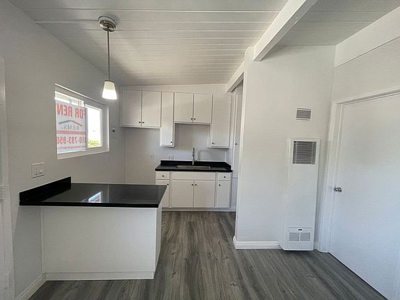 3rd image of 14428 Hawthorne Blvd APT E
