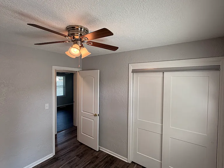 6633 McCook Ave — Photo 7