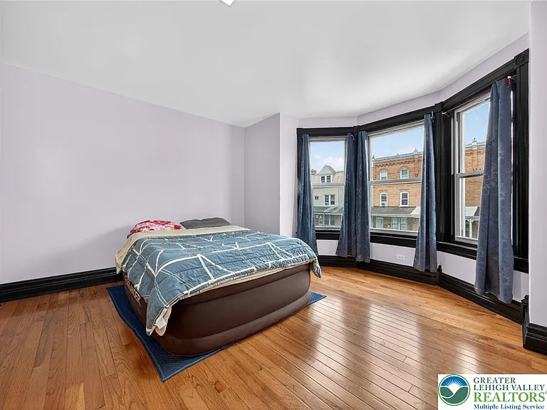 1341 W Chew St — Photo 28