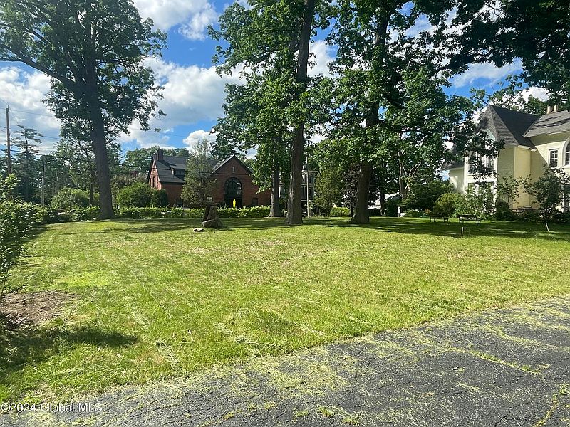 2nd image of 19 Park Place