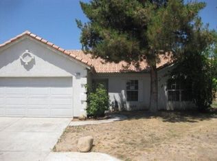 7560 Nye Dr, Highland, CA 92346