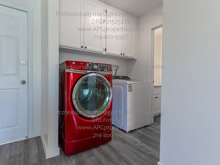 519 N Daisy Ave — Photo 7