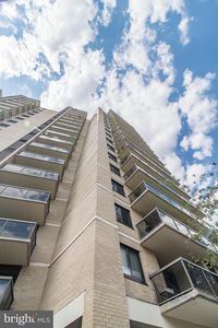 203 Yoakum Py #821, Alexandria, VA, 22304