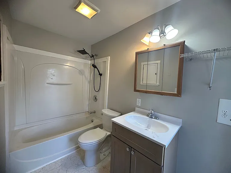 326 Lake Ave #2 — Photo 15