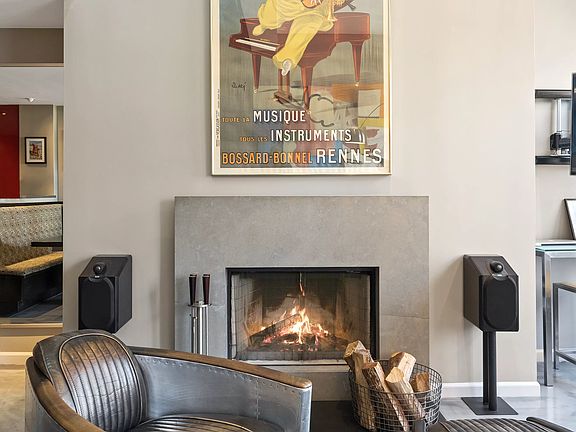 4th image of 170 E 88th St Penthouse A
